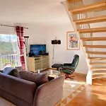 Am Hochzeitsberg 3a - 3 *