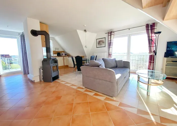 Am Hochzeitsberg 3a - 3 *